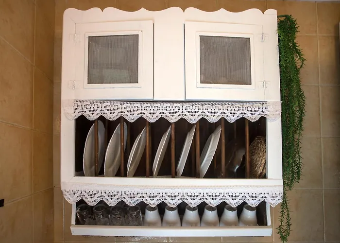 Ria De Aveiro White House *